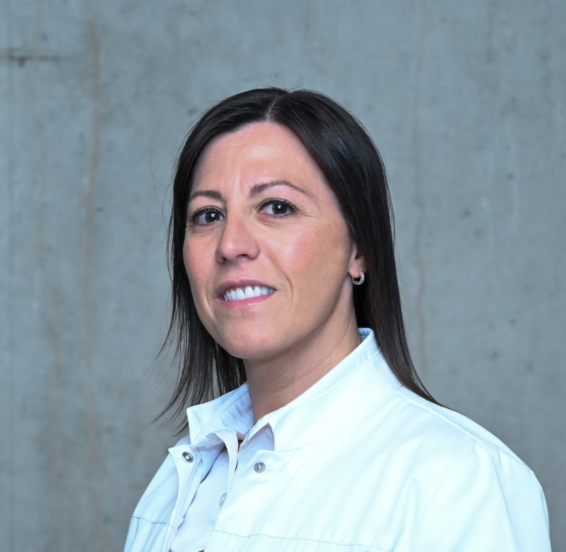 Portrait von Gezime Iseni-Arifi, Pharma-Assistentin EFZ